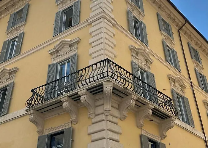 Palazzo Goldoni Condotti Collection 4*