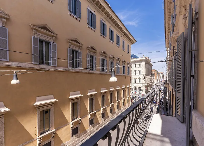 Palazzo Goldoni Condotti Collection Konukevi Roma