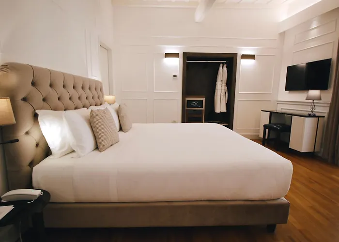 Palazzo Goldoni Condotti Collection 4* Roma