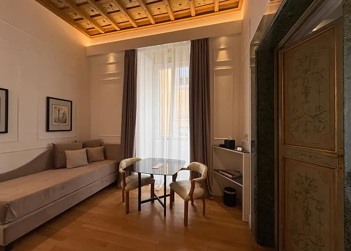 Palazzo Goldoni Condotti Collection