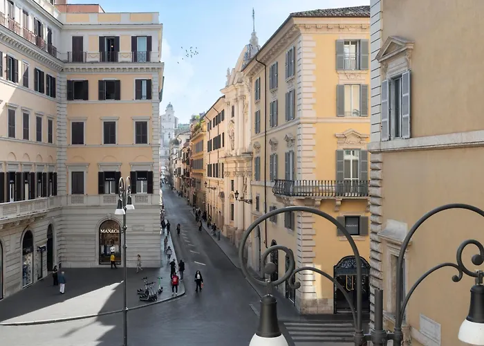 Palazzo Goldoni Condotti Collection Řím