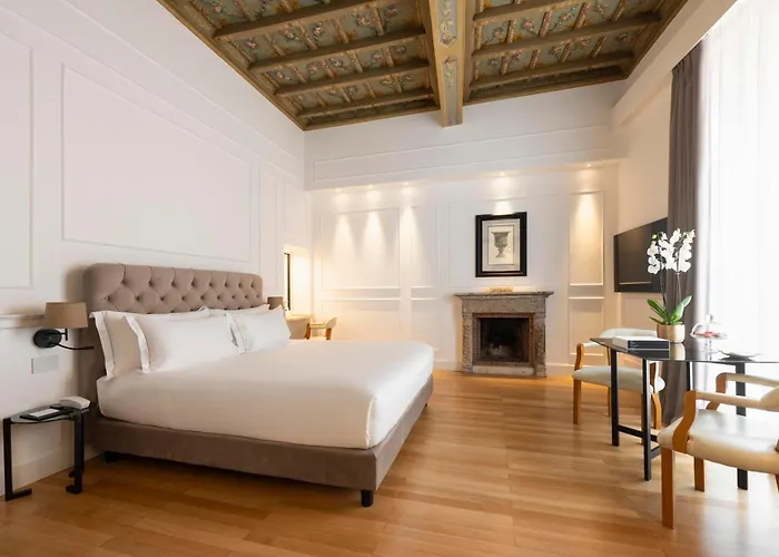Palazzo Goldoni Condotti Collection 4* Řím